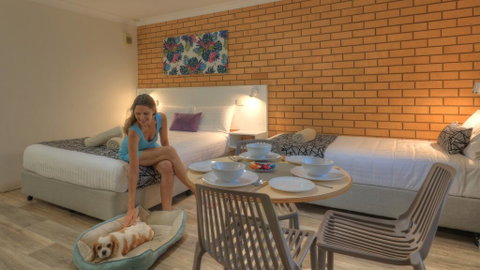 Rosebourne Gardens Motel - Accommodation Batemans Bay 1