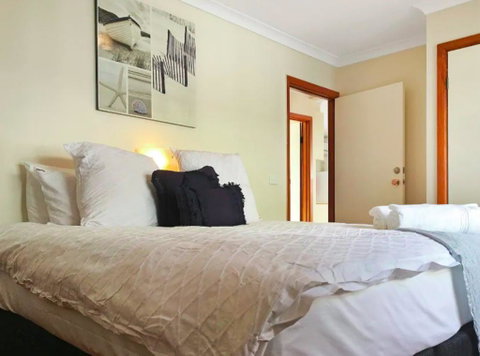 Rye 3 Great Location, Shops, Beach, FREE Wine, Wifi And Netflix - Accommodation Batemans Bay 0
