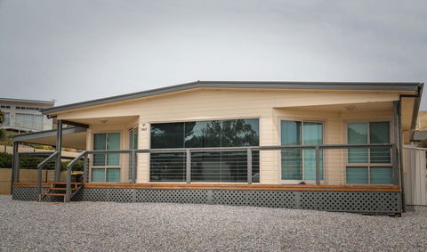 SALT - 37 Oceanview Drive - Accommodation Batemans Bay 1