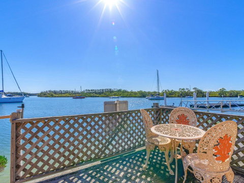 Seachange -Waterfront - Accommodation Batemans Bay 3