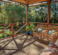 Secluded homestead amongst the trees - Accommodation Batemans Bay