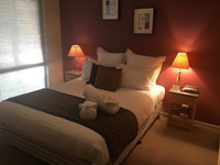 Self Isolate Sunken Spa Quiet 1 BR Cottage in Otway Ranges