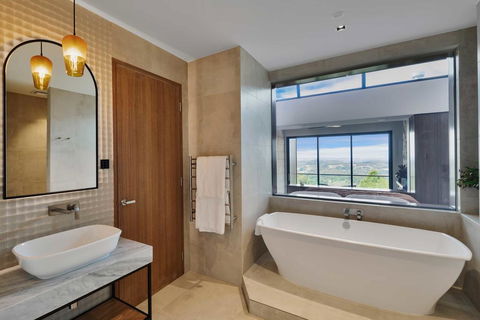 Sequoia Lodge - Accommodation Batemans Bay 0