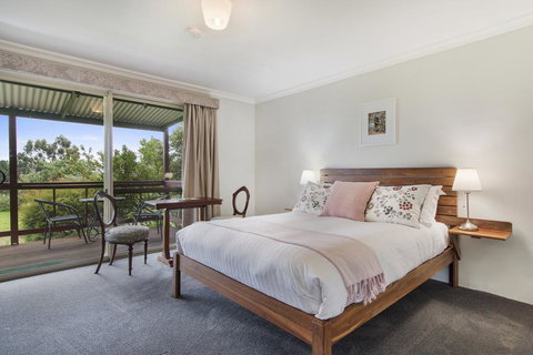 Shambhala Guesthouse - Accommodation Batemans Bay 3