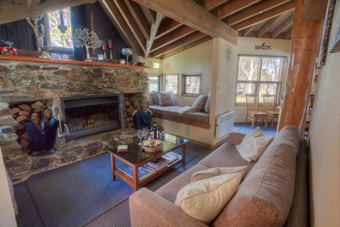 Sharpys Chalet - Accommodation Batemans Bay 2