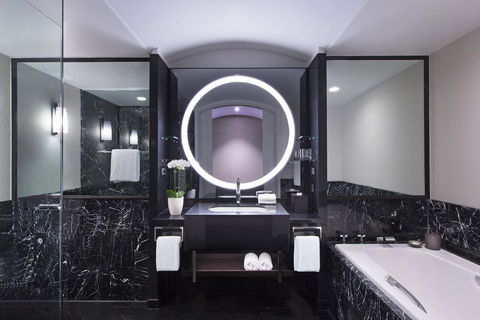 Sheraton Grand Sydney Hyde Park - Accommodation Batemans Bay 1