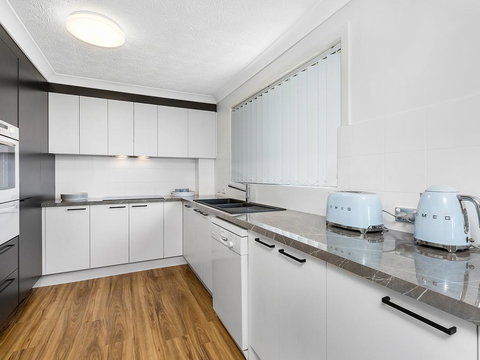 Shoreline Six With Ocean Views To See The Whales - Accommodation Batemans Bay 2