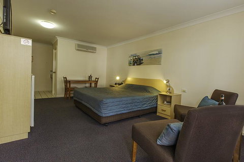 Silo Motor Inn - Accommodation Batemans Bay 2
