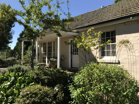 Silvermere Guesthouse - Accommodation Batemans Bay 1
