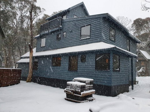 SNOWED INN Apartment - Accommodation Batemans Bay 3