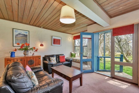 Snowgums 06 - Accommodation Batemans Bay 0