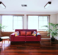 Spacious and cozy home next to Glen Waverley - Accommodation Batemans Bay