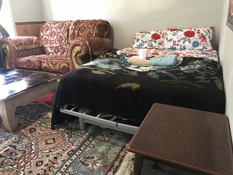 Spacious And Private Room - Accommodation Batemans Bay 0