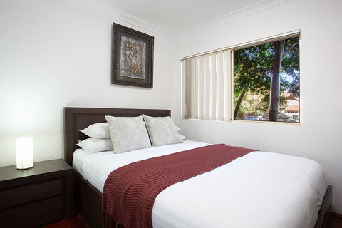 Spacious Family Apartment Close To Olympic Park - Accommodation Batemans Bay 3