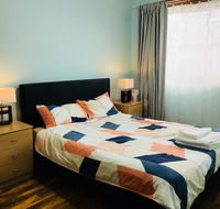 Spacious Townhouse in Wollongong - Accommodation Batemans Bay