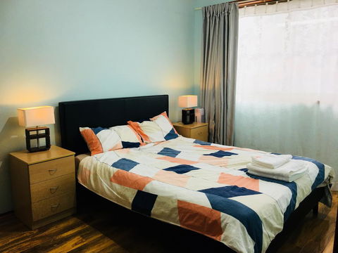 Spacious Townhouse In Wollongong - Accommodation Batemans Bay 0