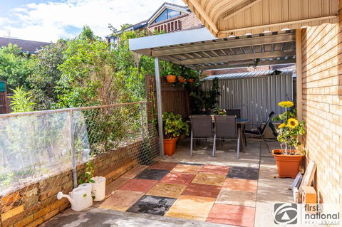 Spoil Yourself With The Perfect Position Of This First Floor Unit - Accommodation Batemans Bay 1