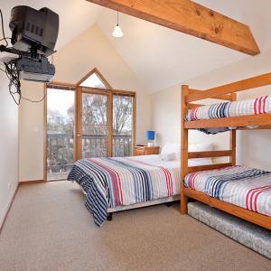 Square Bear-DPA - Accommodation Batemans Bay 2