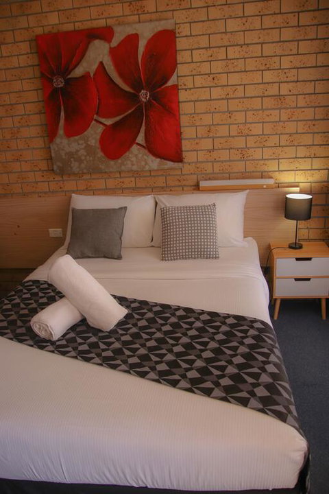 Squatters Homestead Motel - Accommodation Batemans Bay 3