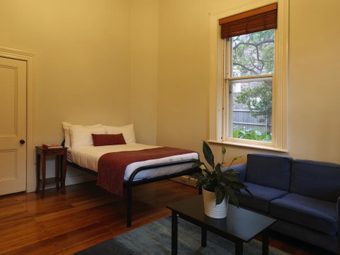 St Paul's Serviced Accommodation - Accommodation Batemans Bay 2