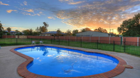 Starline Motor Inn - Accommodation Batemans Bay 1