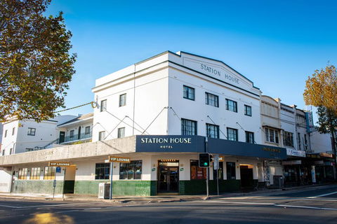 Station House Hotel - Accommodation Batemans Bay 1