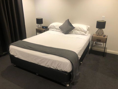 Station House Hotel - Accommodation Batemans Bay 2