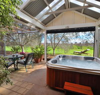 Stephanette's Cottage - Accommodation Batemans Bay