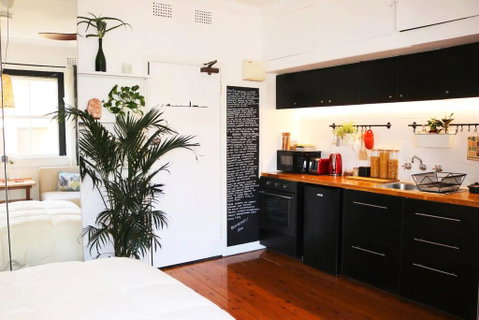 Studio Flat With Shared Rooftop Terrace - Accommodation Batemans Bay 2