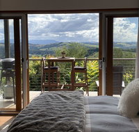 Studio with stunning mountain views - Accommodation Batemans Bay