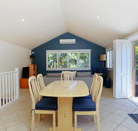 Stunning Home in Salamander Bay - Accommodation Batemans Bay