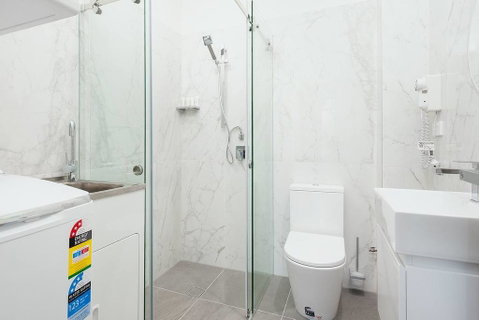 STUNNING SYDNEY HOME 11 - Accommodation Batemans Bay 3