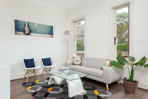 STUNNING SYDNEY HOME 11 - Accommodation Batemans Bay 2