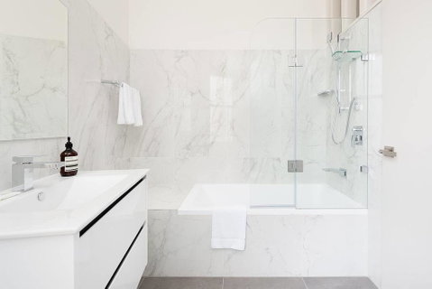 STUNNING SYDNEY HOME 4 - Accommodation Batemans Bay 2
