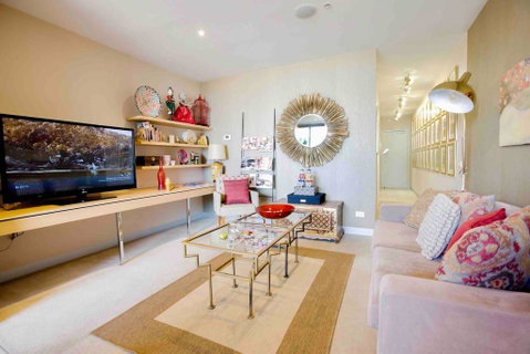 Stylish 1 Bedroom Apartment Amazing City Views - Accommodation Batemans Bay 2