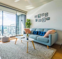 Stylish 2-bedroom apartment in Fortitude Valley - Accommodation Batemans Bay