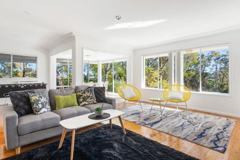 Sublime Sunrise On The Cliff - BBQ & FIRE PIT - Accommodation Batemans Bay 1