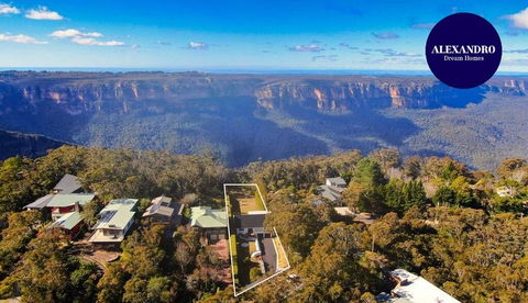 Sublime Sunrise On The Cliff - BBQ & FIRE PIT - Accommodation Batemans Bay 0