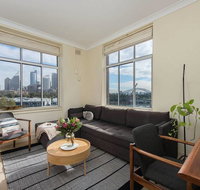 Sun-filled Apartment with Stunning Harbour Views H353 - Accommodation Batemans Bay