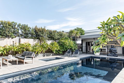 Sundara Beach House - Accommodation Batemans Bay 0
