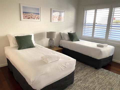 Sundecks - Accommodation Batemans Bay 2