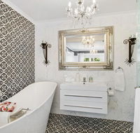 SUNNYDELL - Accommodation Batemans Bay