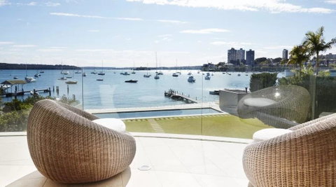 Superb 3 Bedroom, 2 Bathroom First Level Waterfront - Accommodation Batemans Bay 0