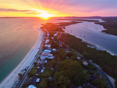 Surfs Up - Accommodation Batemans Bay 2
