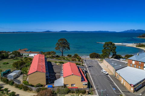 SWANSEA VILLAS - Accommodation Batemans Bay 1