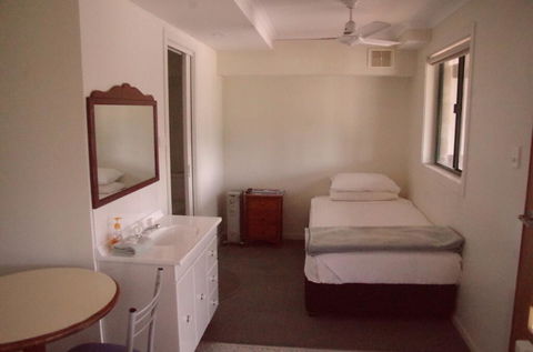 T's Resort & Motel - Accommodation Batemans Bay 2