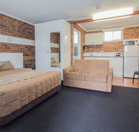 Tally Ho Motor Inn - Accommodation Batemans Bay