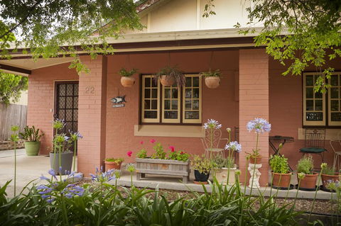 Taree Apartment - Accommodation Batemans Bay 1