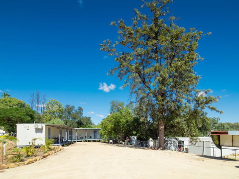 Taroom Caravan & Tourist Park - Accommodation Batemans Bay 3