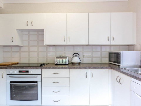 Tehidy Townhouse - Accommodation Batemans Bay 2